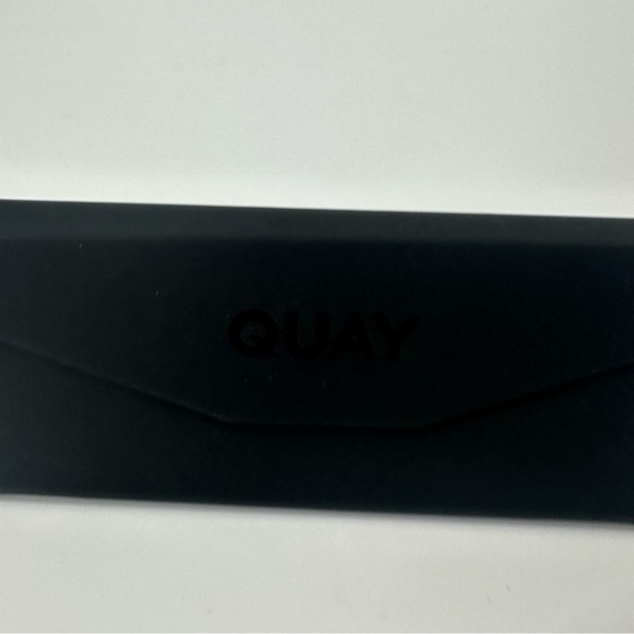 Quay No Curfew Oversized Shield Black Polarized Sunglasses NEW with Hard Case - Picture 7 of 16